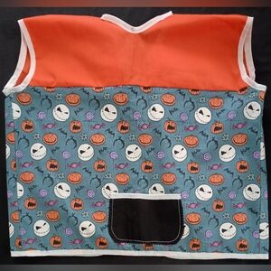 Halloween Themed Apron with Pumpkin and Skull Design